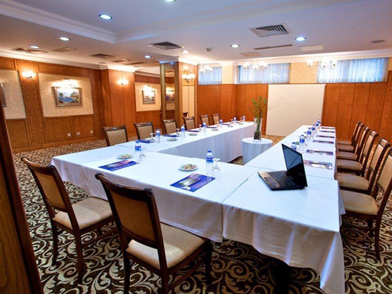 Grand Hilarium Hotel Стамбул Экстерьер фото