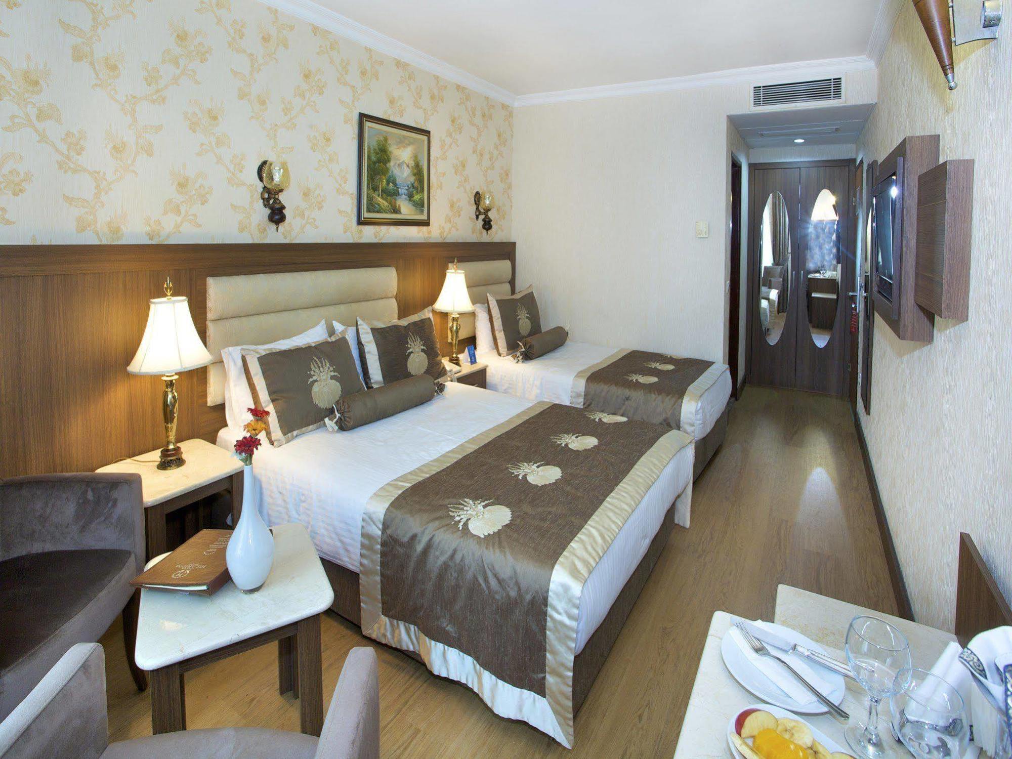 Grand Hilarium Hotel Стамбул Экстерьер фото